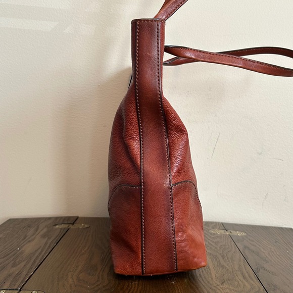 FRYE Ring Brown Cognac Leather Hobo Tote Purse - Picture 4 of 16